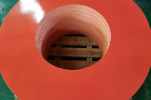 PE lateral-protection cover plate